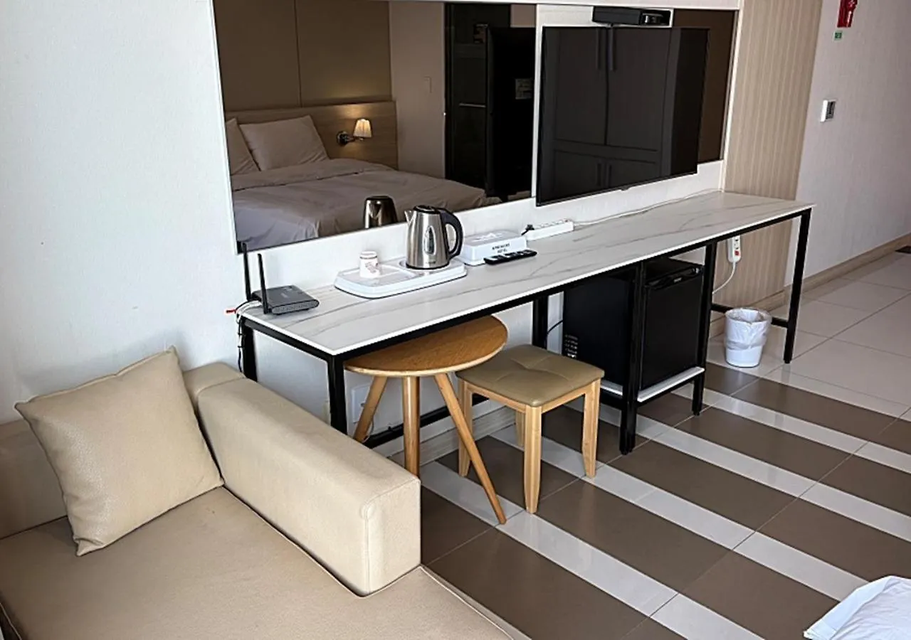 Wolmido Premiers Hotel Incheon