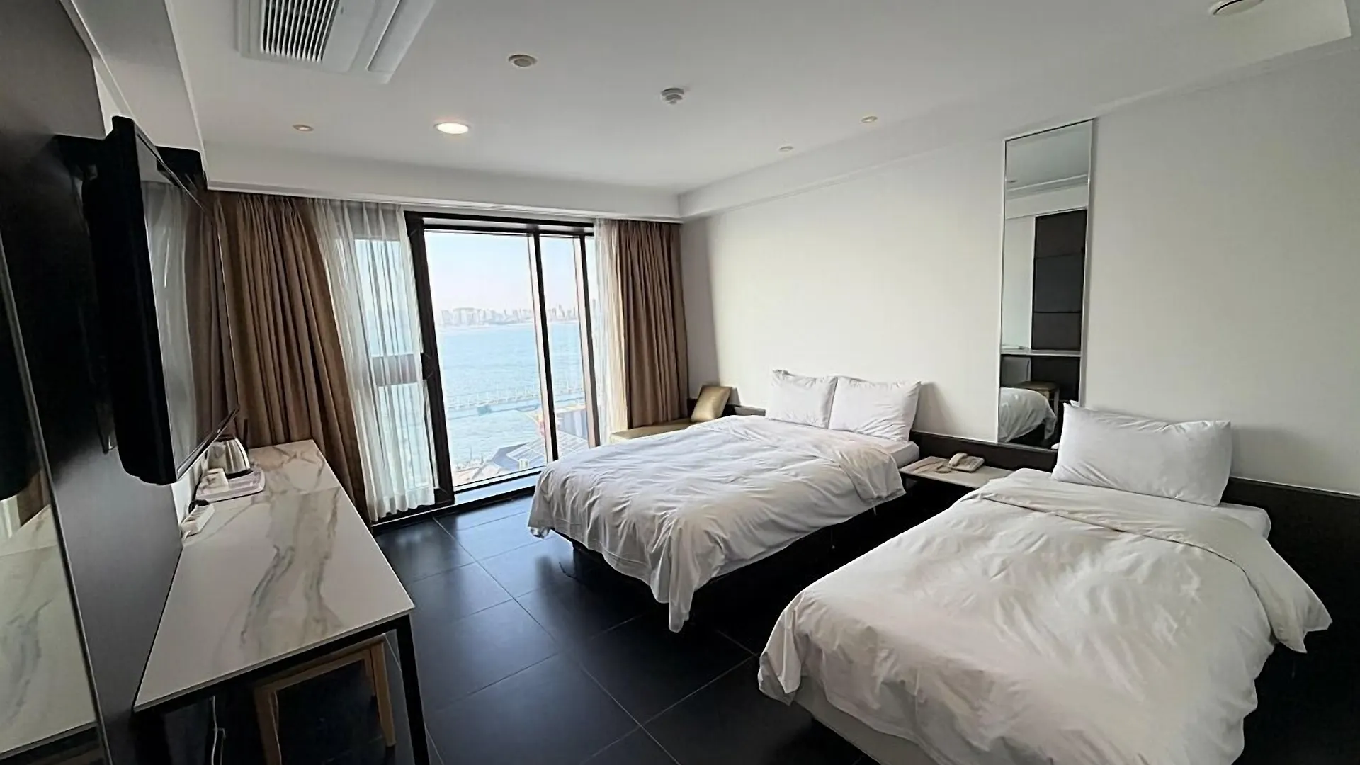 Wolmido Premiers Hotel Incheon